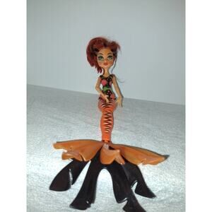 2014 Monster High Doll Great Scarier Reef Toralei Stripe Mermaid